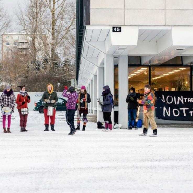 activists in FInland protesting in front of a recruitment centre as part of International Week of Action Against the Militarisation of Youth